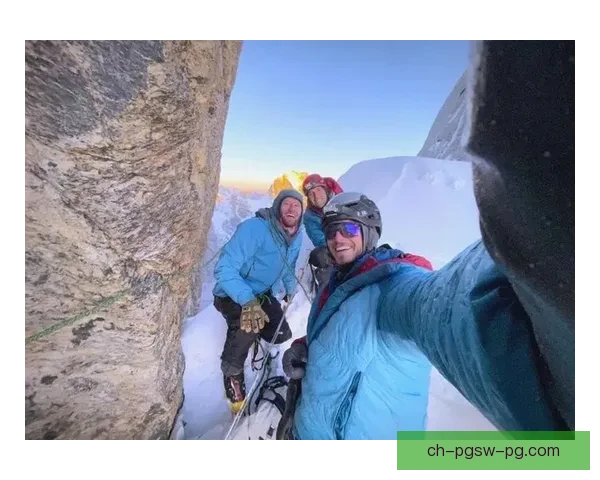 山巅之王：探索登山冠军的背后故事